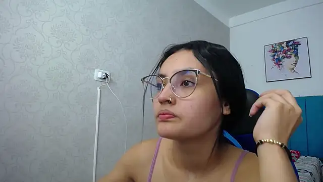 Snapshot of antonella_sweetlittle chatting on 01.09.25 antonella sweetlittle online show from 01.09.25