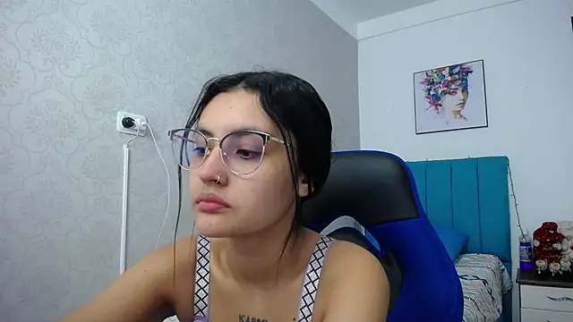 Snapshot of antonella_sweetlittle chatting on 01.10.25 antonella sweetlittle online show from 01.10.25