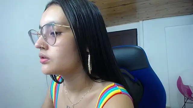 Snapshot of antonella_sweetlittle chatting on 09.21.25 antonella sweetlittle online show from 09.21.25