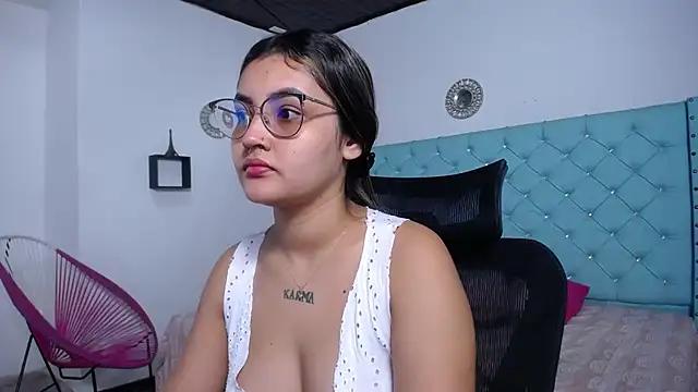 antonella sweetlittle online show from 04.28.26