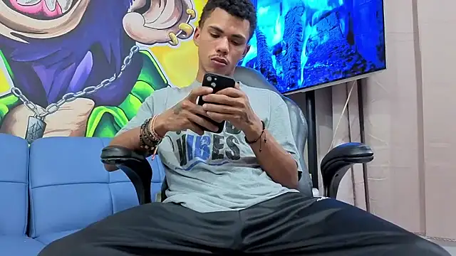 Snapshot of scarce_candy69 chatting on 04.05.26 scarce candy69 online show from 04.05.26