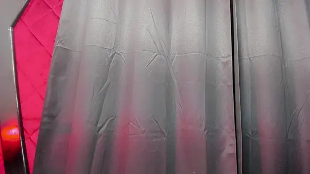Snapshot of hanna_slut_ chatting on 03.15.25 hanna slut online show from 03.15.25