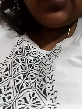 smile pretty online show from 12.23.24