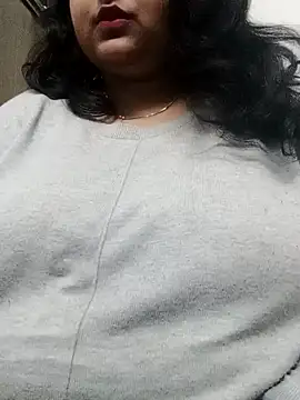 smile pretty online show from 01.22.25