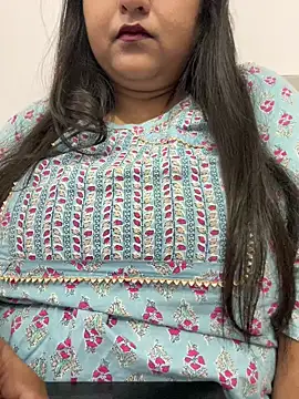 smile pretty online show from 09.12.25