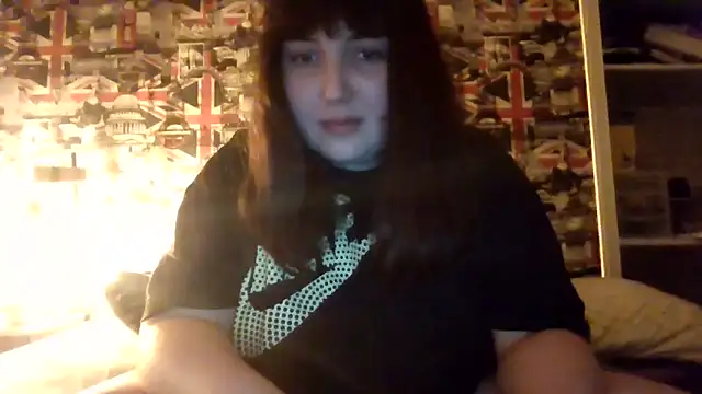 Snapshot of Lynylou chatting on 09.10.25 Lynylou online show from 09.10.25