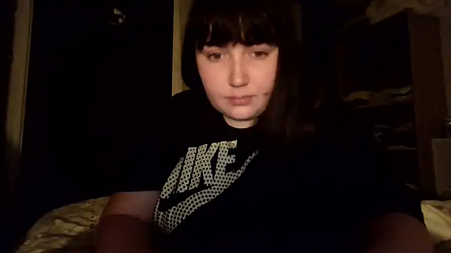 Snapshot of Lynylou chatting on 09.11.25 Lynylou online show from 09.11.25