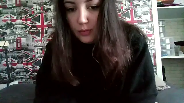 Snapshot of Lynylou chatting on 10.10.25 Lynylou online show from 10.10.25