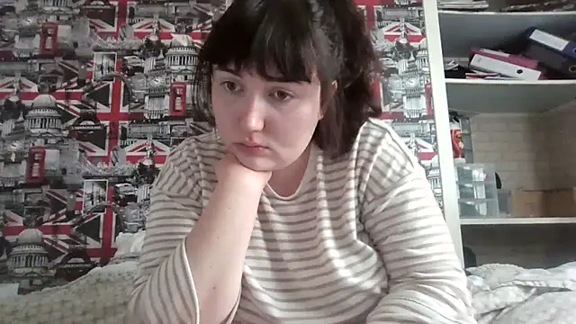 Snapshot of Lynylou chatting on 11.03.25 Lynylou online show from 11.03.25