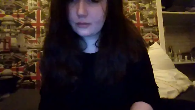 Snapshot of Lynylou chatting on 02.02.26 Lynylou online show from 02.02.26