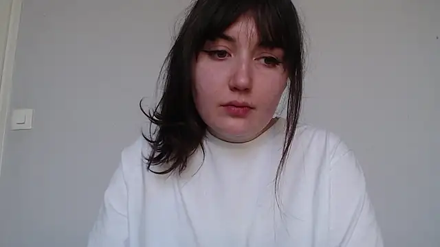 Lynylou online show from 03.18.26