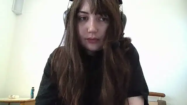 Lynylou online show from 05.30.26