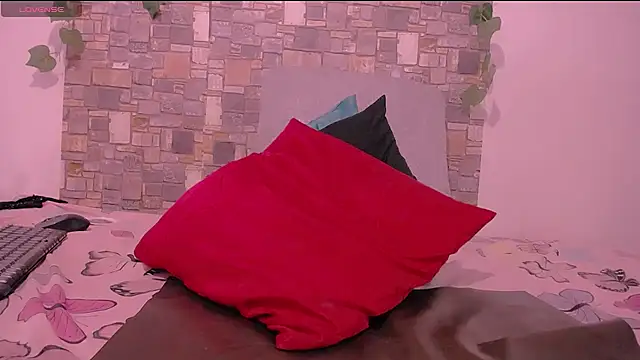 CrazyRousex online show from 01.29.25