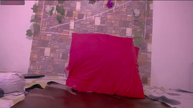 CrazyRousex online show from 09.25.25