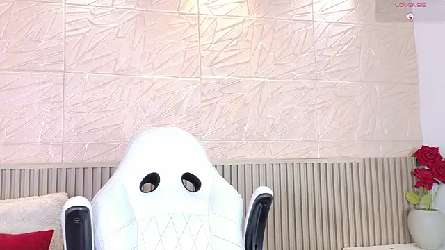 Snapshot of paula__cruzz chatting on 03.10.26 paula cruzz online show from 03.10.26