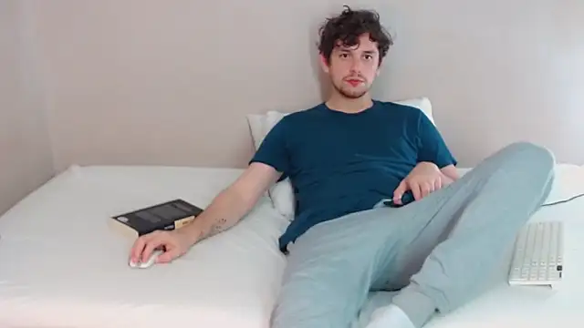 Elio555 online show from 02.22.25