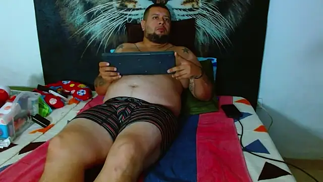 Michaell Myerss  online show from 09.10.25