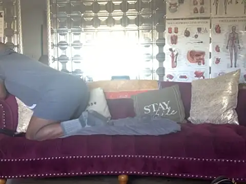 bigshh8 online show from 11.18.25