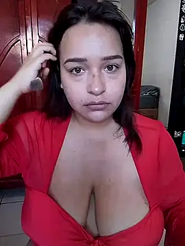 Snapshot of Angiee2001 chatting on 03.20.25 Angiee2001 online show from 03.20.25