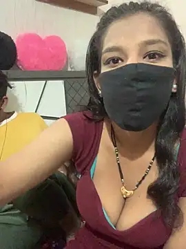Snapshot of hottiess69 chatting on 12.04.24 hottiess69 online show from 12.04.24