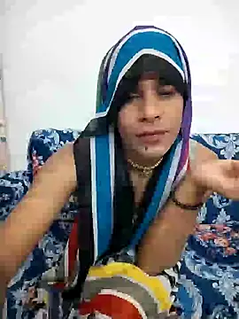 Snapshot of hottiess69 chatting on 04.28.26 hottiess69 online show from 04.28.26