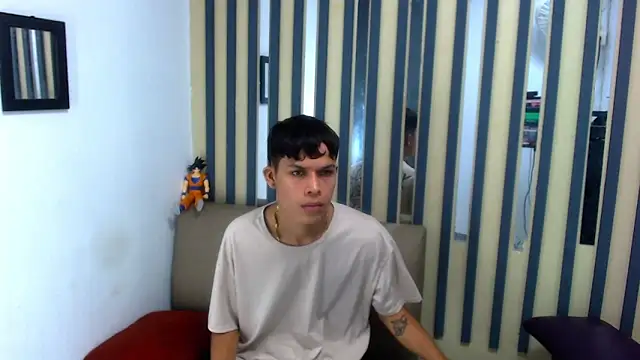 Levis Montes online show from 12.18.24