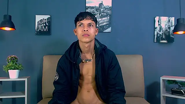 Levis Montes online show from 01.06.25