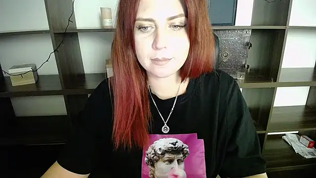 Snapshot of Lizzy_Love chatting on 01.18.25 Lizzy Love online show from 01.18.25