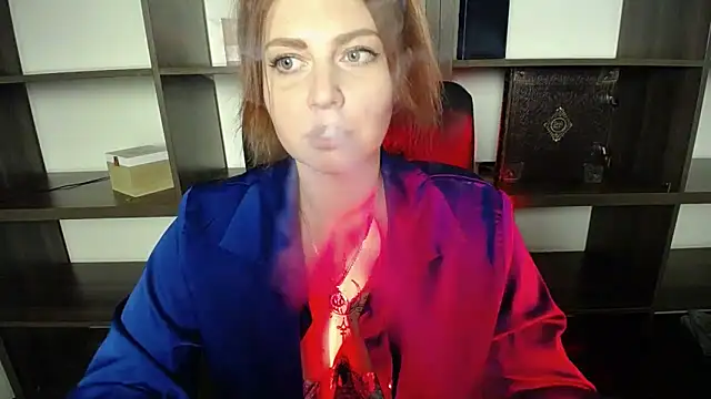 Snapshot of Lizzy_Love chatting on 02.15.25 Lizzy Love online show from 02.15.25