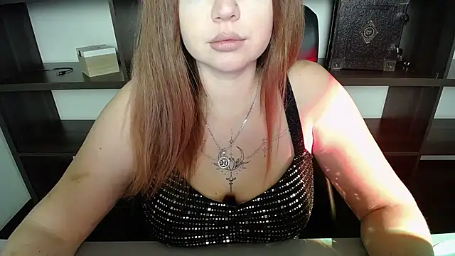 Snapshot of Lizzy_Love chatting on 02.23.25 Lizzy Love online show from 02.23.25