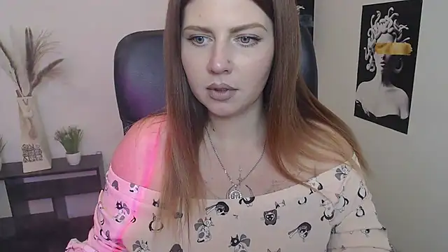 Snapshot of Lizzy_Love chatting on 03.13.25 Lizzy Love online show from 03.13.25