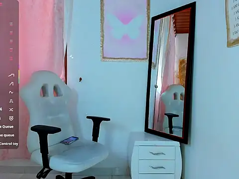 Snapshot of cindy_love2 chatting on 03.06.26 cindy love2 online show from 03.06.26