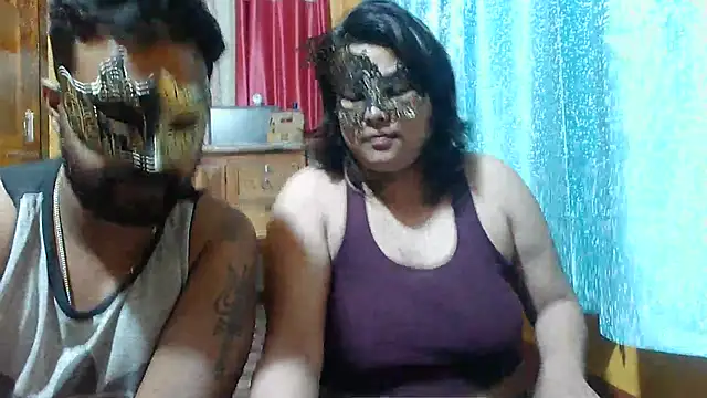 Cutehornycouples online show from 02.19.25