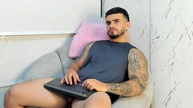 Ricardogo19 online show from 01.18.26