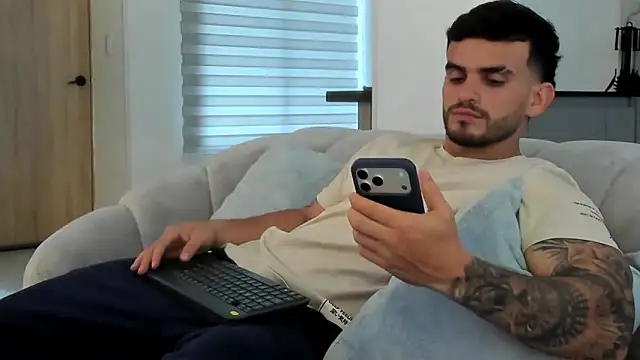 Snapshot of Ricardogo19 chatting on 02.19.26 Ricardogo19 online show from 02.19.26