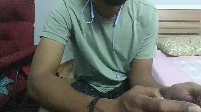 Snapshot of IndianEurope chatting on 01.27.25 IndianEurope online show from 01.27.25