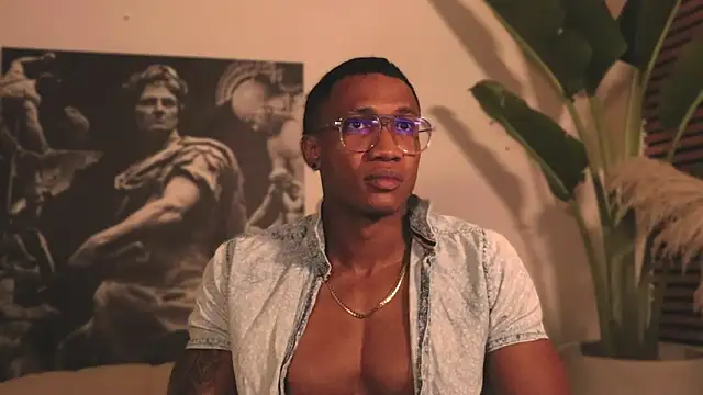 Logan Varela online show from 02.15.25