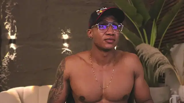 Logan Varela online show from 02.18.25