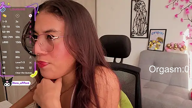 1Alana W online show from 05.31.26