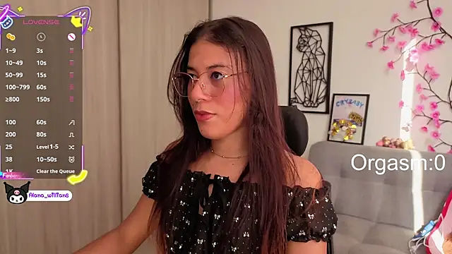 1Alana W online show from 06.12.26