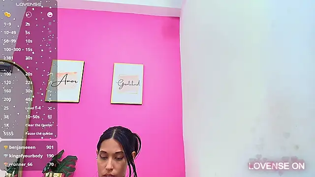 yourcuteneighbourr online show from 01.09.25