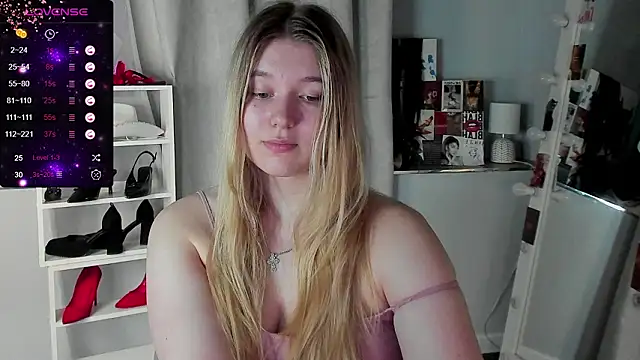 Rebecca Kelly online show from 03.16.26