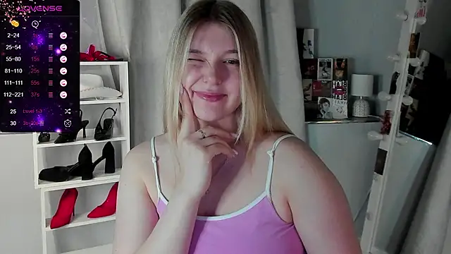 Rebecca Kelly online show from 03.18.26