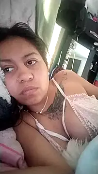 Snapshot of Tiphanydirty3 chatting on 11.22.25 Tiphanydirty3 online show from 11.22.25