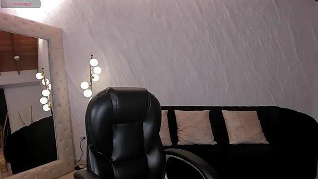 CelestePalmer  online show from 07.22.26