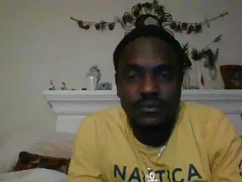 Snapshot of Hugedick0071 chatting on 12.04.24 Hugedick0071 online show from 12.04.24