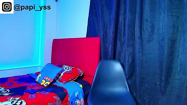 dominic smith  online show from 10.12.25