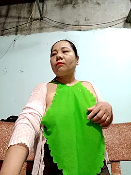 Queen 18200 online show from 02.27.26