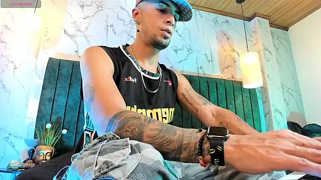 DrakeNeumann online show from 05.02.26