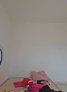 Snapshot of Massa8 chatting on 10.03.25 Massa8 online show from 10.03.25